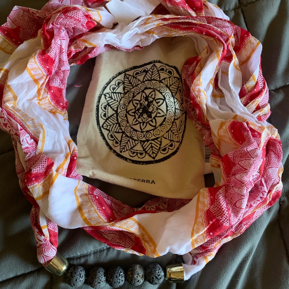 doTerra Cotton Infusion Scarf-NWT